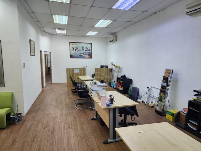 Serdang Perdana Seri Kembangan Office For Rent 1