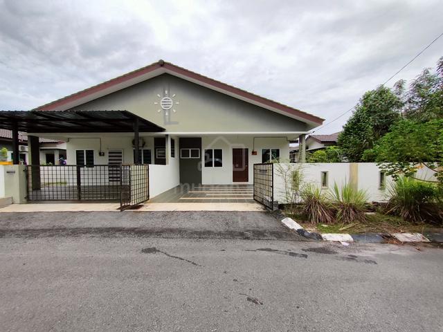 Rumah Semi D Termurah di Sitiawan Perak 1