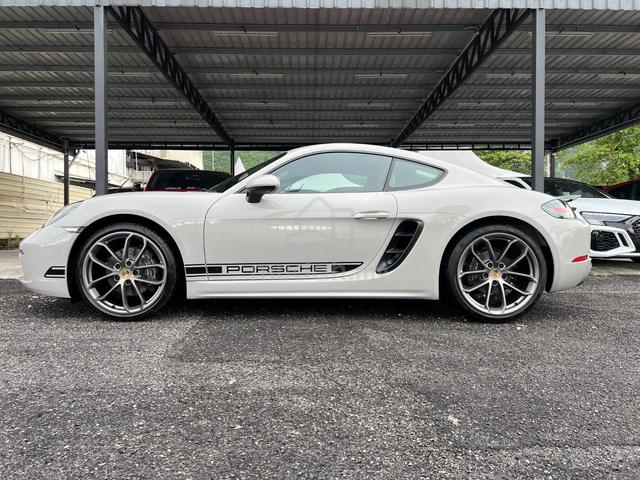 YR 2025 Porsche 718 2.0 CAYMAN SPORT CHRONO PDLS+ - 5