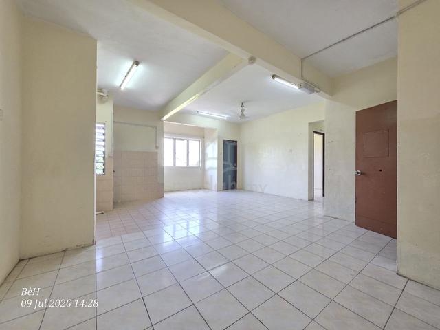 Meru Courts 1