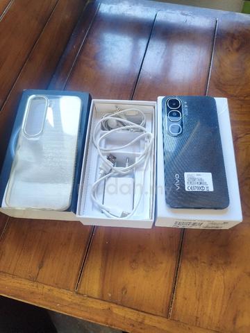 Carousel Image
