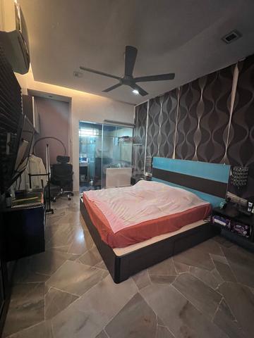 Move in condition for taman raya single storey house 1