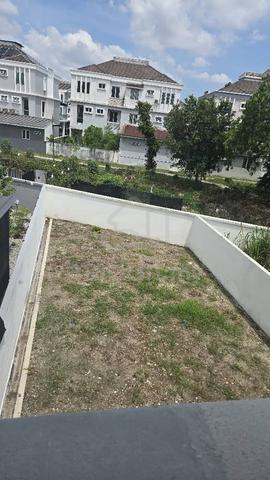Taman Aston Barat 2Storey Terrace|4Bed+4bath|Backyard 45feet 1