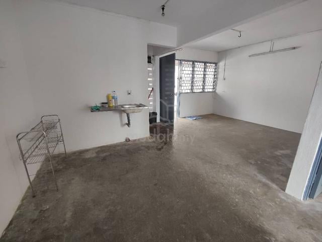 Taman Bagan flat near Bagan specialist n aroma 1