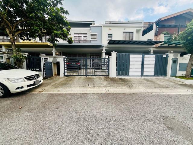 [ Near Mrt] Double Storey Terrace @ 16 Sierra, Sierra 8 Puchong 1