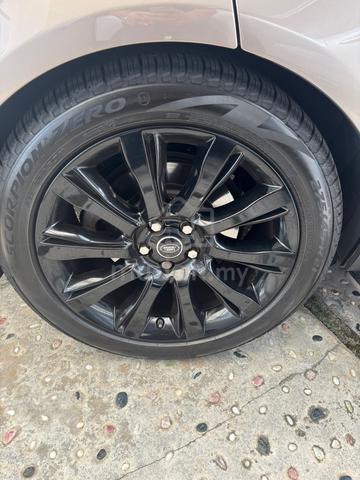 2017 Land Rover RANGE ROVER 3.0 VOGUE (A) - 4