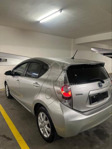 2012 Toyota PRIUS C 1.5 (HYBRID) (A) - 5