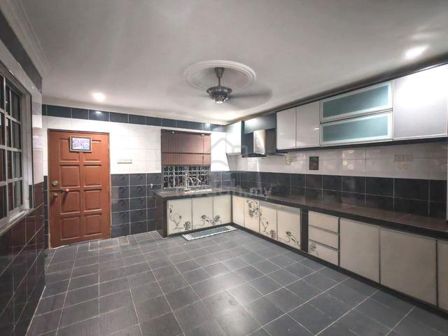 Teres 2 Tingkat Renovated Kitchen Cabinet Autogate Bandar Tek Kajang 1