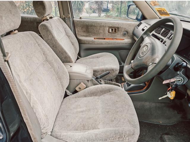 2003 Toyota UNSER 1.8 LGX (A) - 3