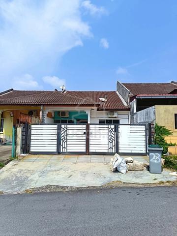 STRATEGIC LOCATION 1 Storey Terrace, Taman Muzaffar Shah, Ayer Keroh 1