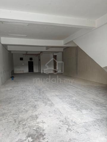 Taman Puteri Wangsa 3 Storey Shop Lot Ulu Tiram Johor 1