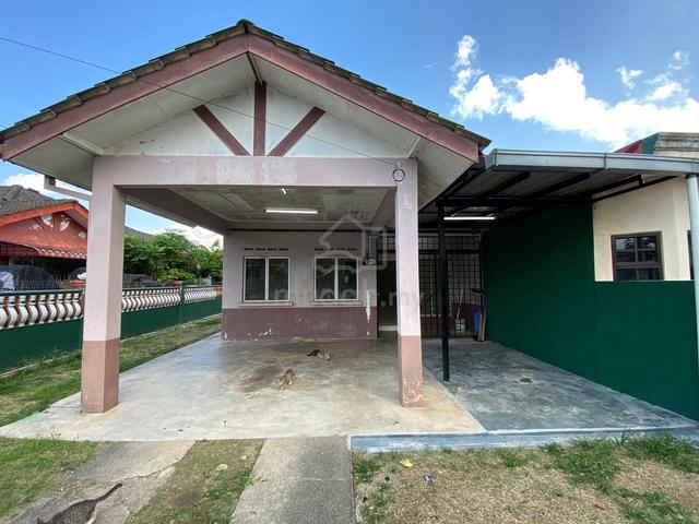 FOR SALE Single storey Semi D Taman Tuanku Jaafar Senawang 1