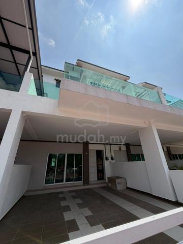 Tambun Royal City Royal Heights G/Guarded 3-Storey Terrace House Sales 1