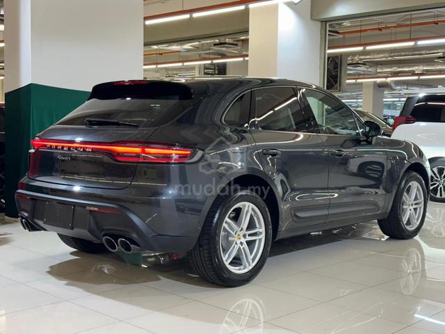 2023 Porsche MACAN NFL / SPORT CHRONO / RED SEAT - 2