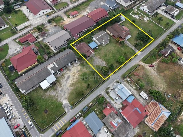 Flat Land, Tanah 1.22 Ekar Dengan Income Sewa, Kg Melayu Subang 1