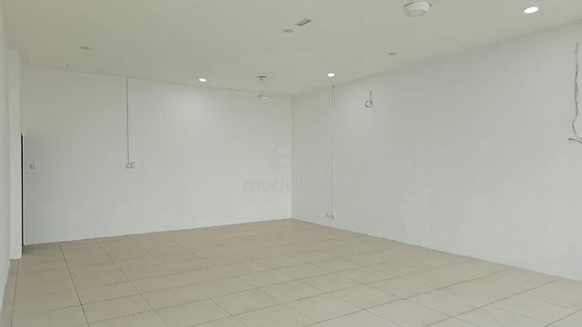 Batu Kawan / Valdor New Office Hostel 1
