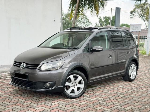 Volkswagen CROSS TOURAN 1.4 TSI (A) SUNROOF 2012 - 2