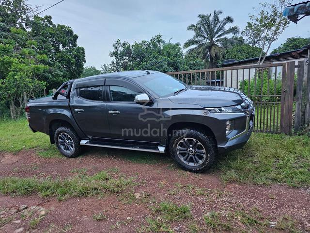 2019 Mitsubishi TRITON 2.4 VGT A/T PREMIUM (A) - 4