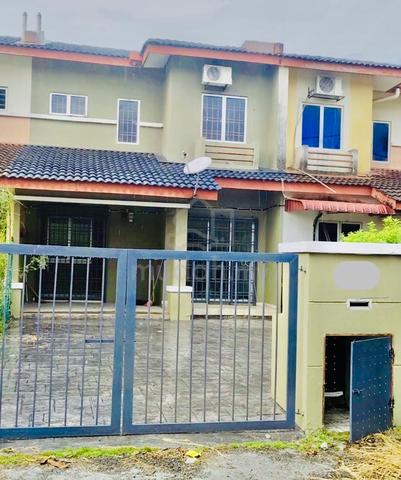 2-Storey House Laguna Park Pulau Indah Klang 1