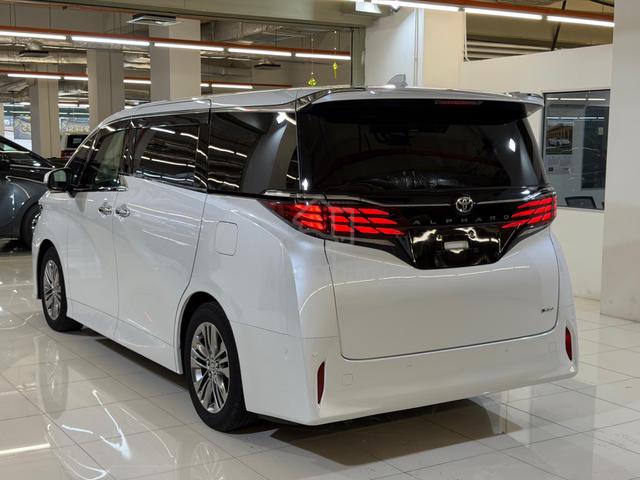Toyota ALPHARD 2.5 Z-SPEC HYBRID - 3