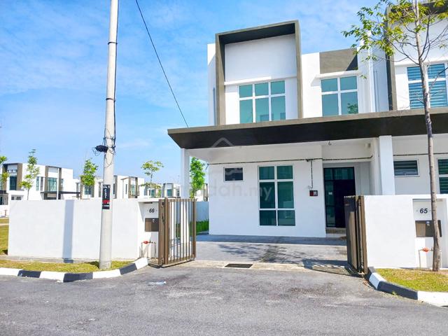 Double Storey Terrace Corner Taman La Casa Lunas Lunas Kedah 1