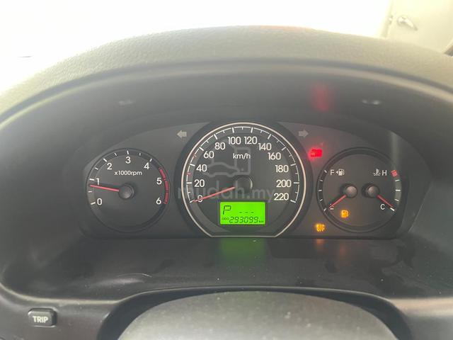 2014 Hyundai GRAND STAREX 2.5 ROYALE DELUXE - 4