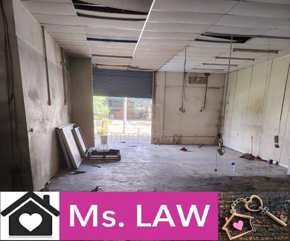 GROUND FLOOR Batu Maung Main Rood Light Industry Warehouse Shop Lot 4