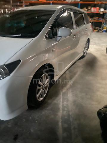 2009 Toyota WISH 1.8 X (A) - 2