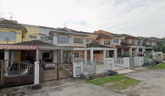 2-storey Terraced House Sungai Buloh Freehold Good Condition House 1