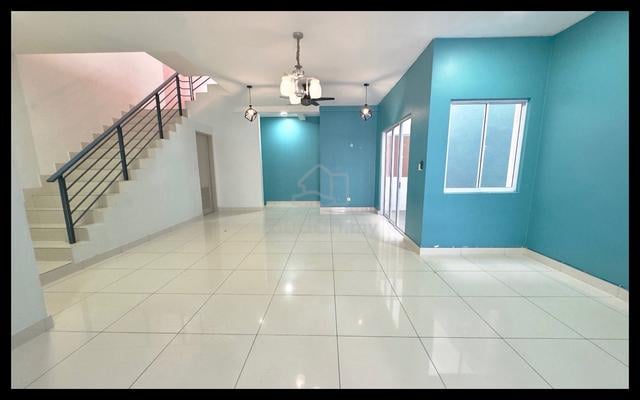 LOW DEPOSIT🔥 24x70 RENOVATED 2 Storey Clover Homes Semanggi Semenyih 1