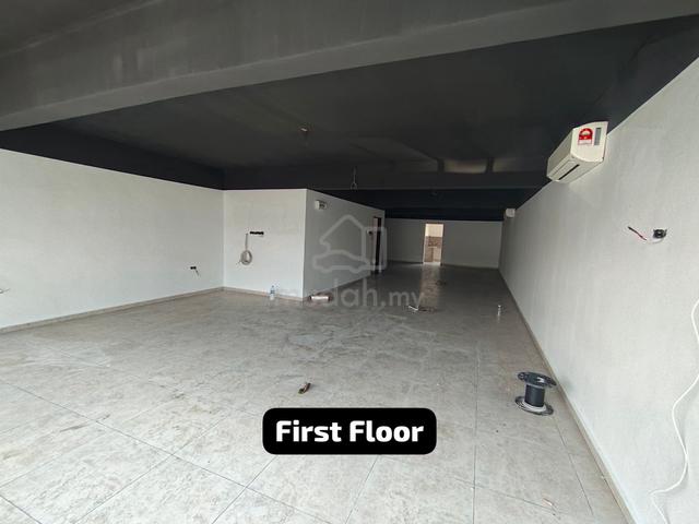 Taman Merdeka Shoplot (3 Storey Shoplot) For Sale (Fully Renovated) 1