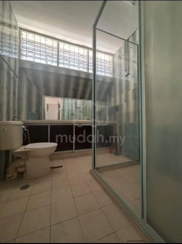 Semi Detached @ Kelawai For Rent 1