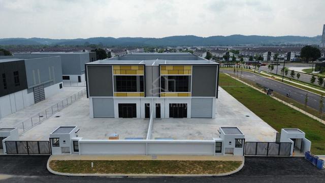 [5KM to Senai-Desaru Highway] 51'x111' Semi D Factory in Johor Bahru 1