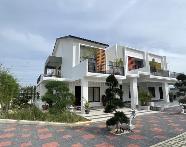 Ipoh Botani New Freehold Double Storey, Gated Guarded, with clubhouse 1