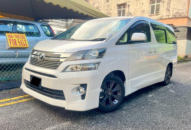 2013 2018 Toyota VELLFIRE 2.4 Z Facelift/LOAN/Ttop - 1