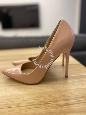 Steve Madden Daisie Patent Leather Nude Pumps - Shoes for sale in Bukit  Bintang, Kuala Lumpur