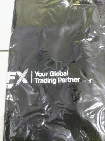 AC Milan x GKFX Official Partner T-Shirt L Size  - photo 3 of 5