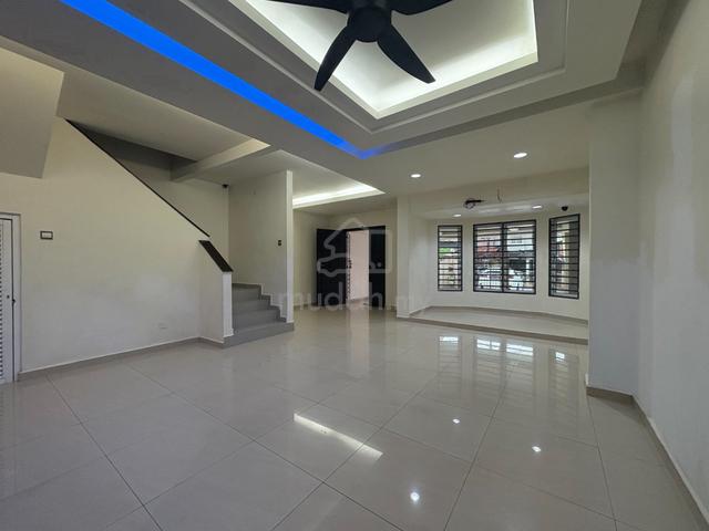 Renovated Extent Kitchen 2 Storey Lestari Putra 7 ( LEP 7 ) Auto Gate 1