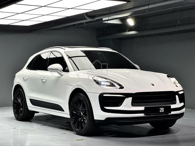 2017 Porsche MACAN 2.0 FACELIFT PDK RedInterior - 1