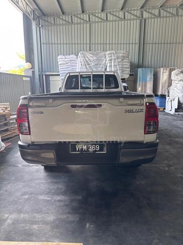 2020 Toyota HILUX 2.4 MT (M) - 4