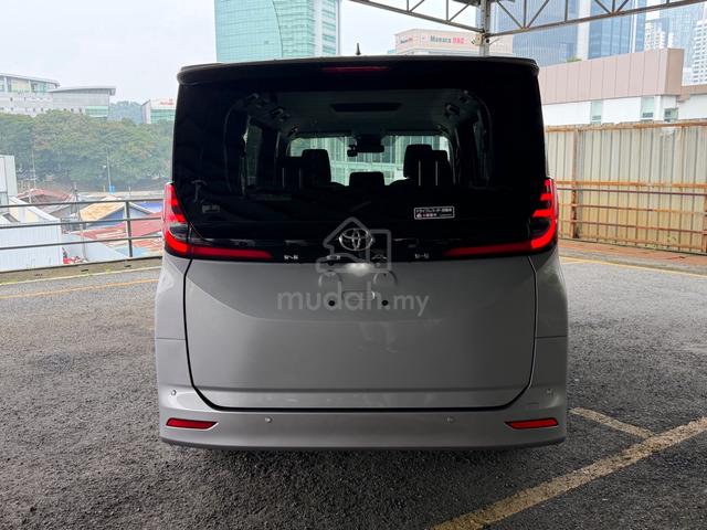 2023 Toyota NOAH 2.0 X MZRA95W (A) - 5