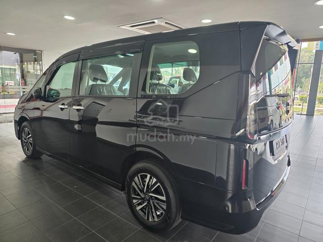 NEW NISSAN SERENA E- POWER Highway Star - 4