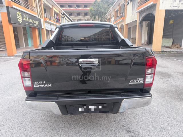 2016 Isuzu D-MAX 2.5 4x4 DUAL CAB (M) - 4