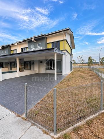 [CORNER] Doublestorey Kita Mekar, Cybersouth. 1