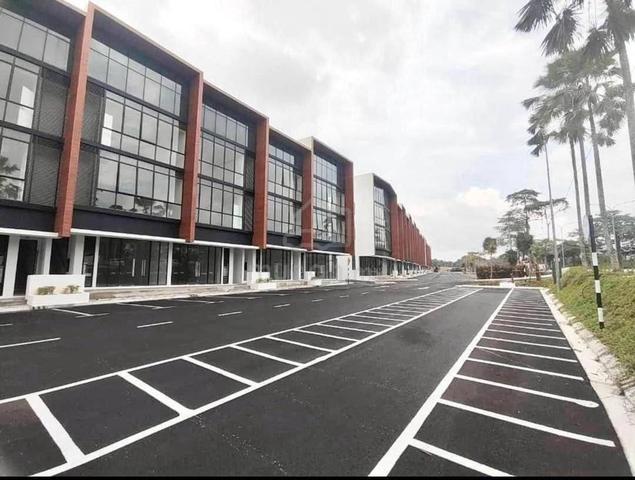 3 Storey Shoplot @ Business Bouvelard Central Park, Damansara Aliff 1
