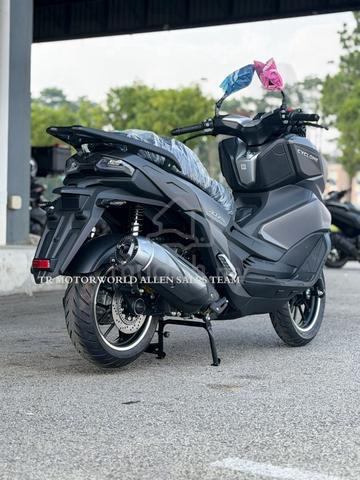 WMOTO CYCLONE RT2S RT2 RT3S (promo scooter) - photo 20 of 45