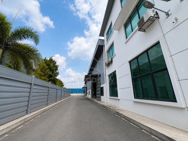 Puncak Alam Jaya Industrial Park Factory 21795sf With Cf 200amp 30ft 1