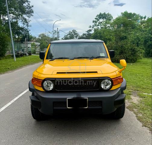 2015 Toyota FJ 4.0 CRUISER (A) - 3