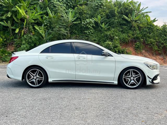 2017 Mercedes Benz CLA250 4 MATIC (CBU) 2.0 - 5