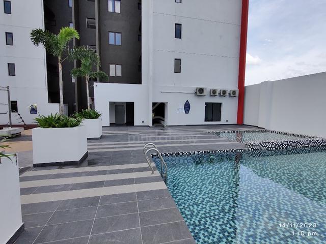 Avia Plus, Bandar Country Homes 1
